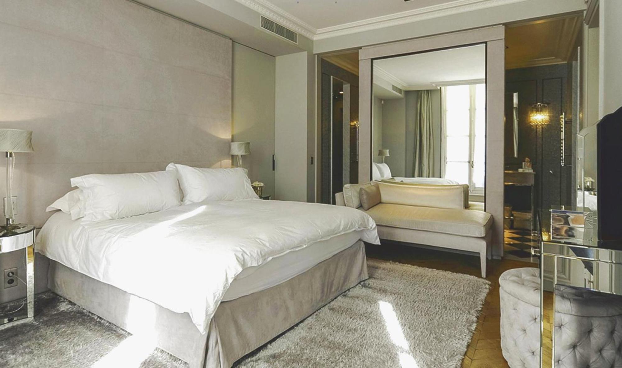 Marot Apartment *